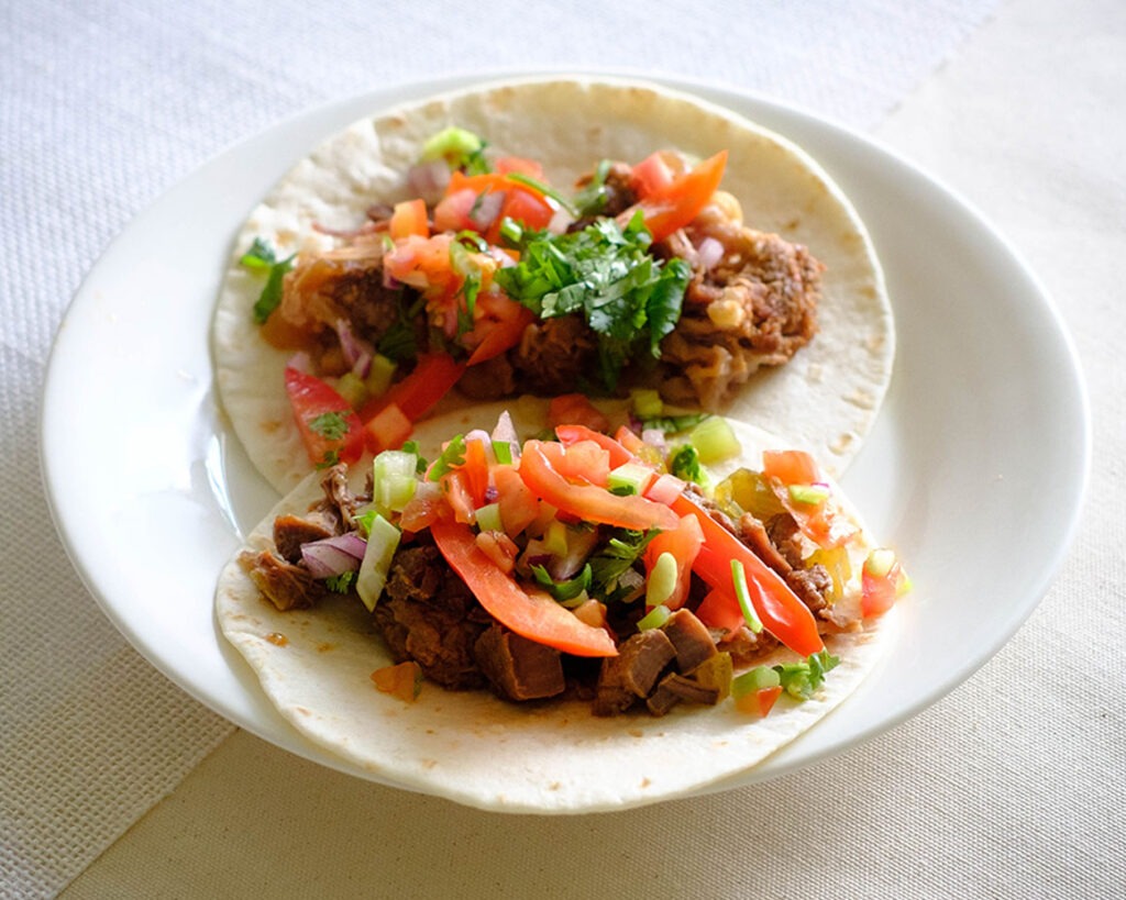round plate with instant pot beef soft tacos
