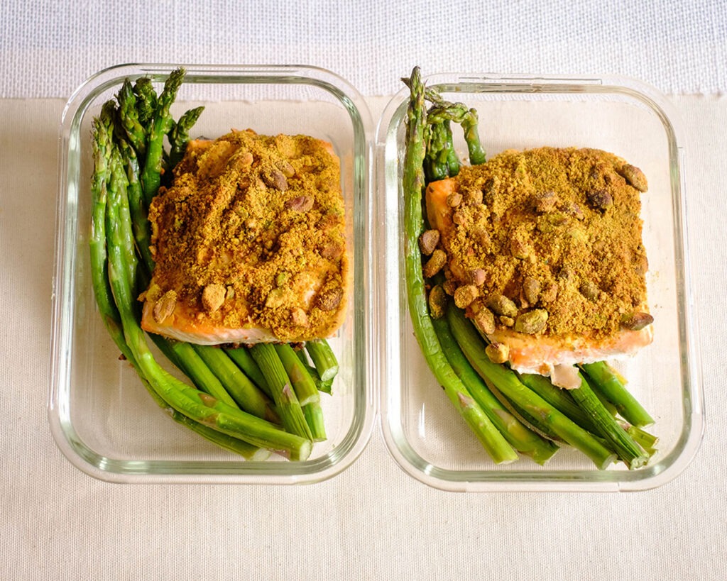 Baked Pistachio Crusted Salmon and Asparagus in meal prep containers