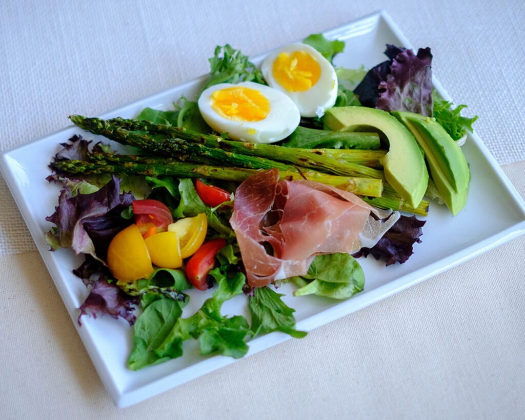 Grilled asparagus and prosciutto cobb salad