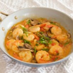 Shrimp in creamy coconut sauce